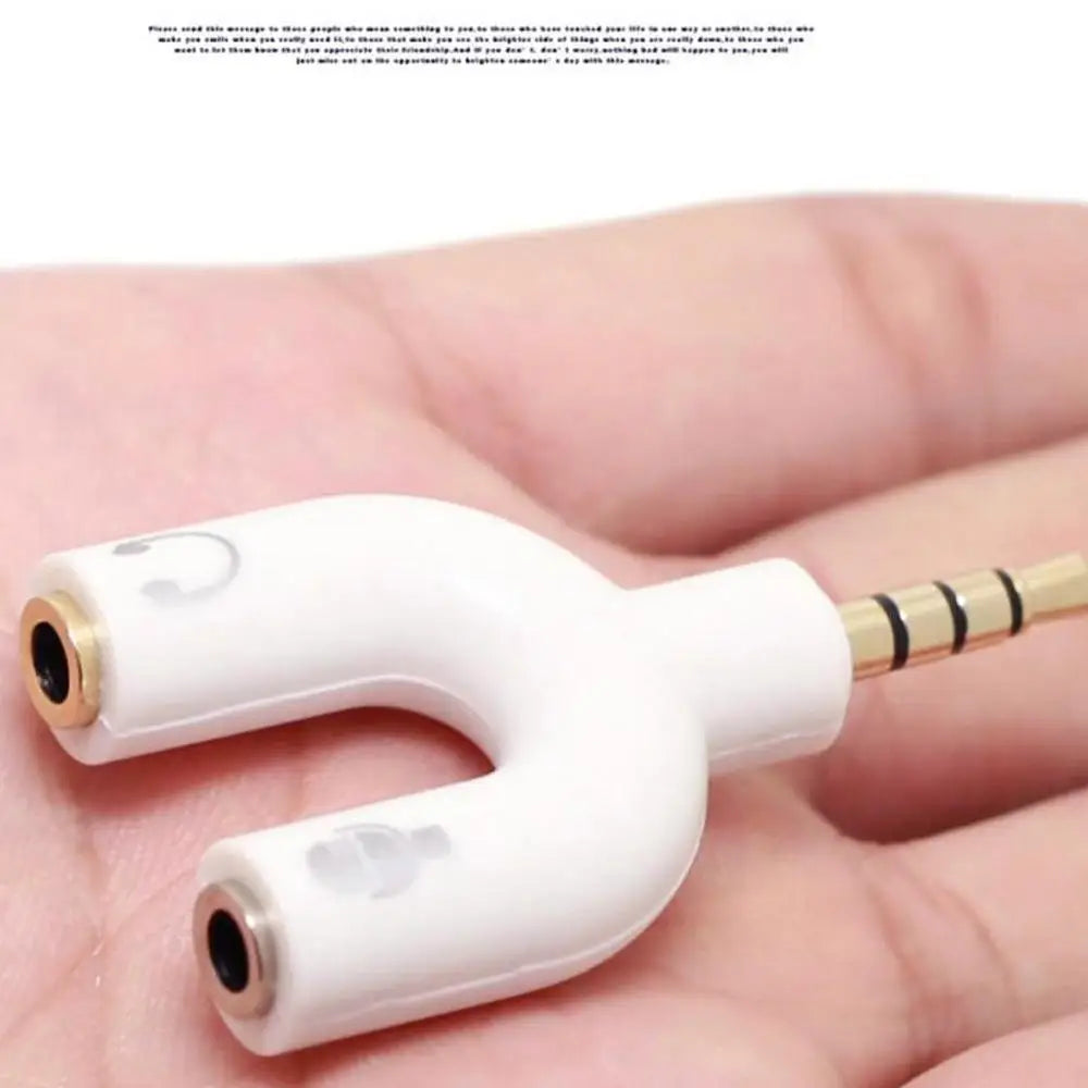 3,5mm Klinkenadapter U-Form – 2-in-1 Audio Splitter & Mikrofon Adapter