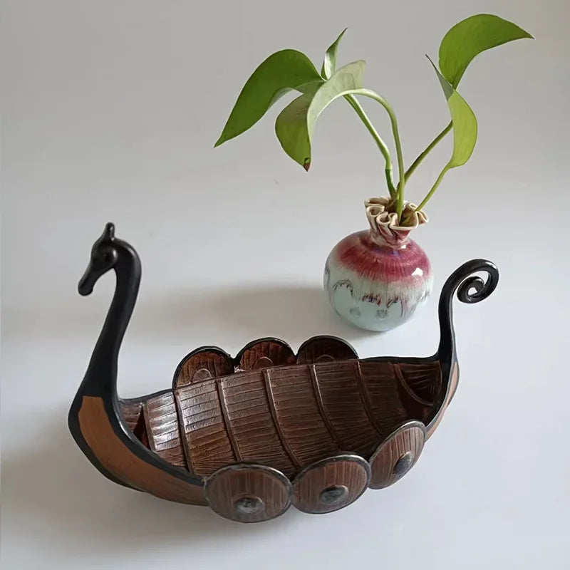 Top selling Nordic retro Viking leader ship pirate ship resin tabletop decoration crafts